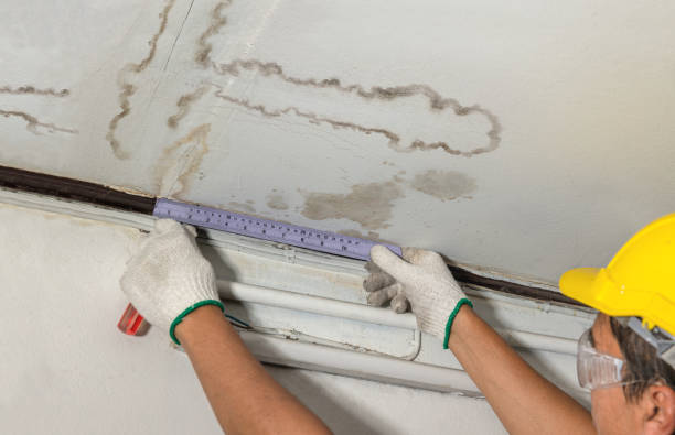 Reliable Burst Pipe Cleanup contractor in Embarrass, WI by Water Damage Irwin
